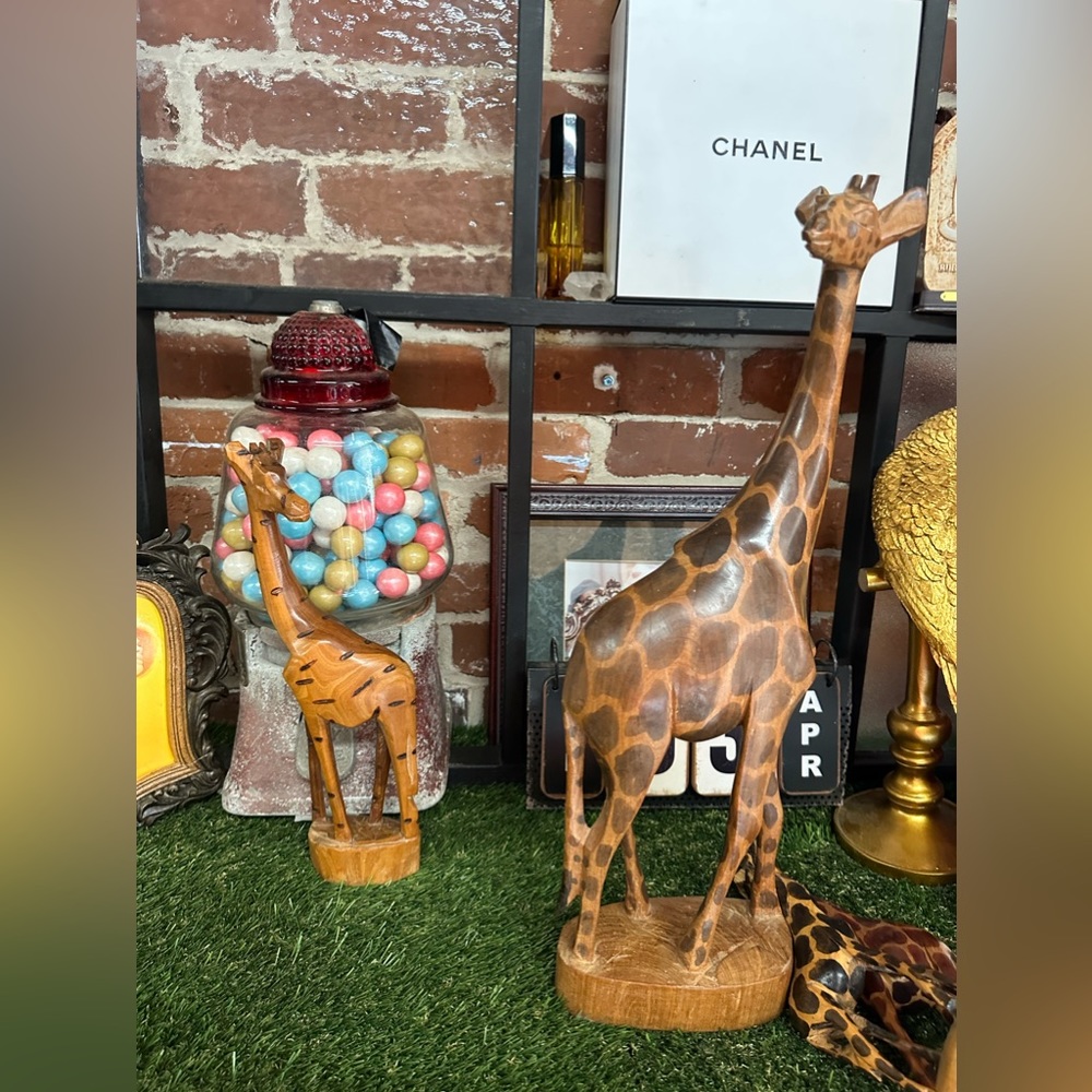 All wooden hand carved animals included